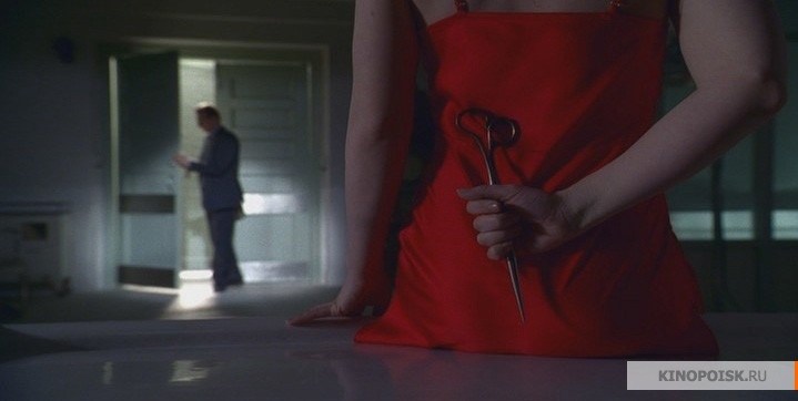 Кадр из фильма "Жизнь за гранью "  Источник : KINOPOISK.RU