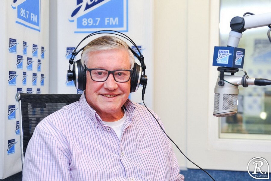 Геннадий Орлов в студии Радио Зенит