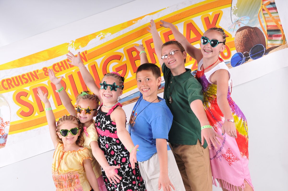 Но мне удавалось придумывать им и действительно прикольные портреты