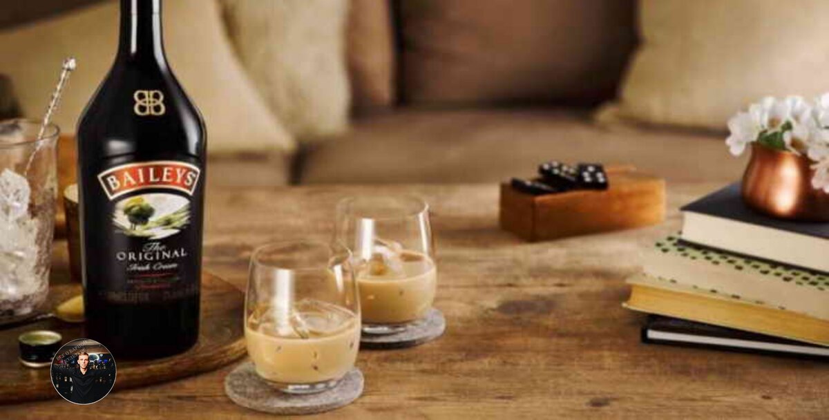 Сегодня даже недорогие бары имеют в своем меню Бейлис, ликер, о котором знает любой фанат напитков. Со времени его открытия прошло уже более 40 лет, появились другие ликеры, в том числе и весьма экзотические. Но Бейлис по-прежнему считается одним из лучших в данной категории алкогольных напитков.