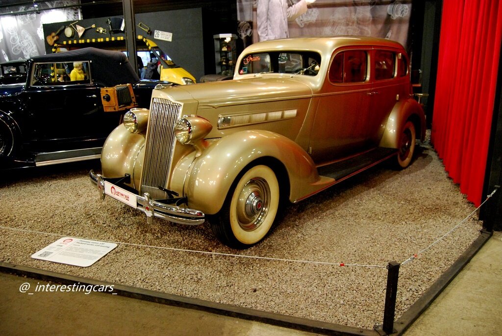 Packard series 120 touring 1936