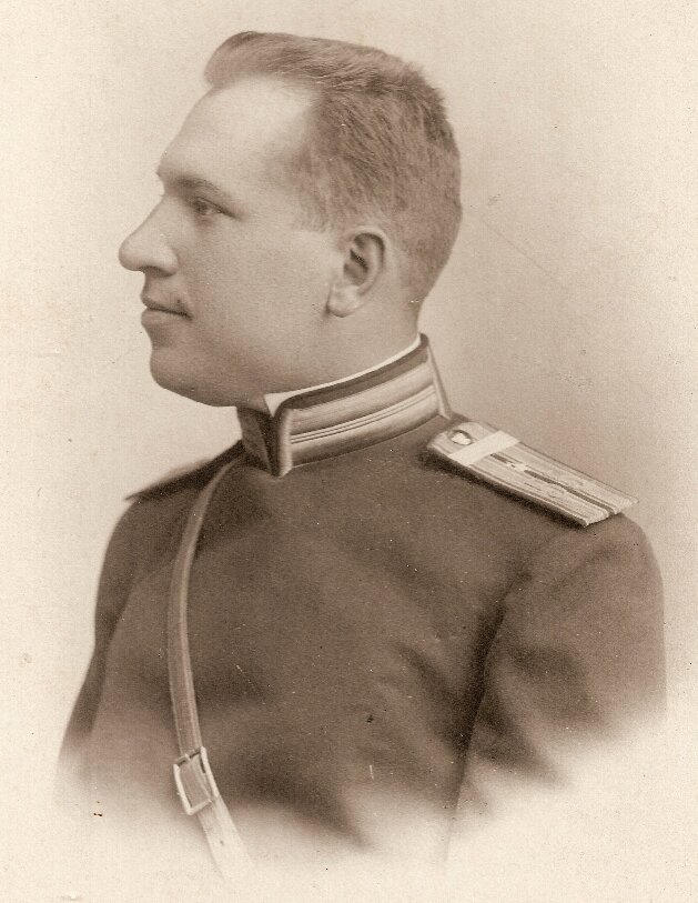 зауряд-прапорщик.