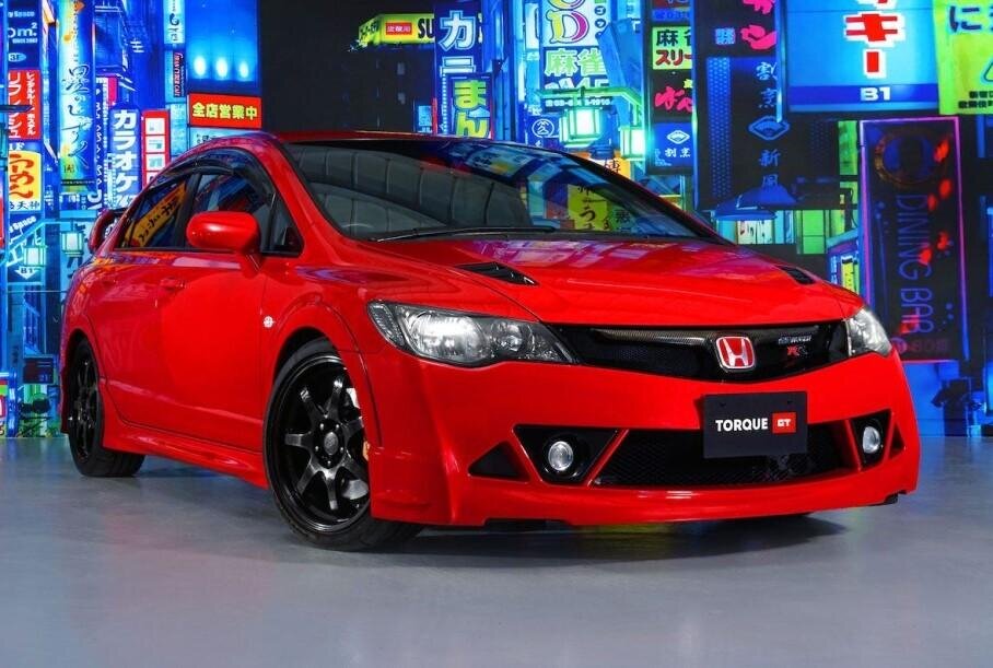 Honda Civic Mugen RR дебютировал в 2007 году. Весь тираж ограниченной серии, состоял из 300 экземпляров и был распродан в Японии за десять минут.-2