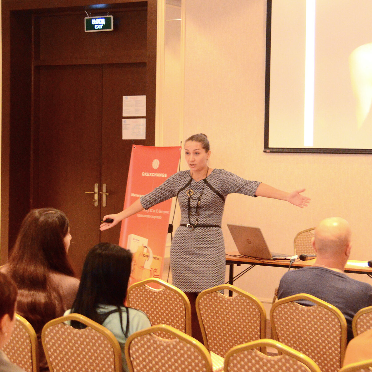 Вот такой объём задач выполняю))))