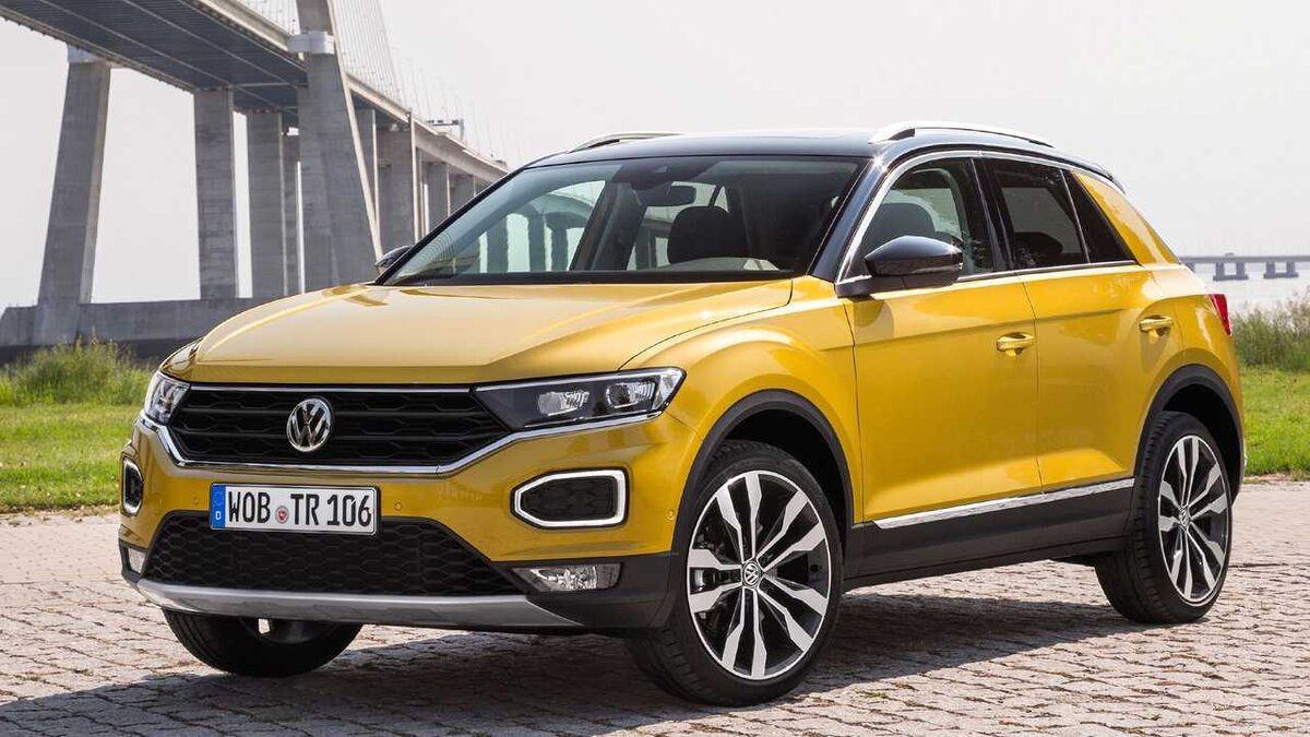 Volkswagen T-Roc образца 2017 года