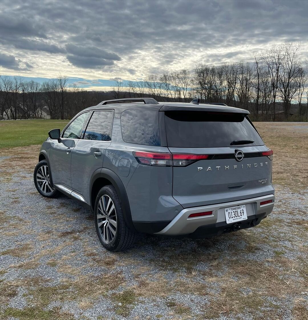 Nissan Pathfinder. Источник иллюстрации - Яндекс.Картинки