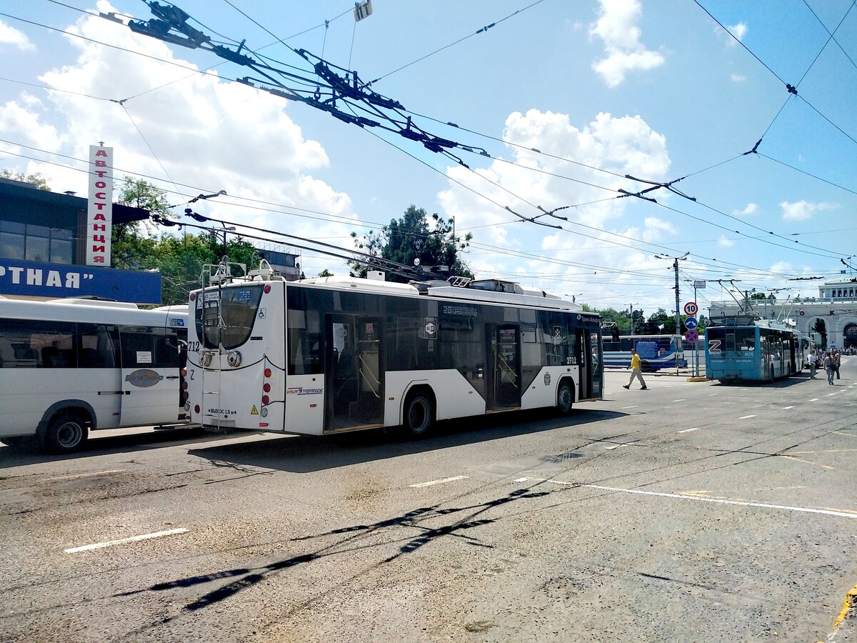 Прокатились на знаменитом троллейбусе 