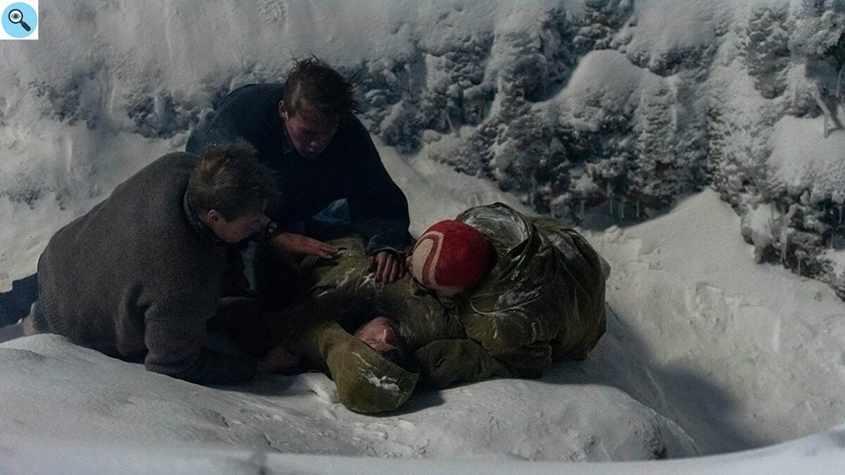 Кадр из одноименного теле-сериала "Перевал Дятлова"