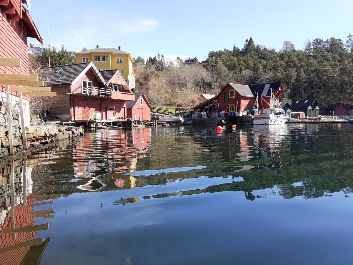 Хагавик.Лодочные гаражи.