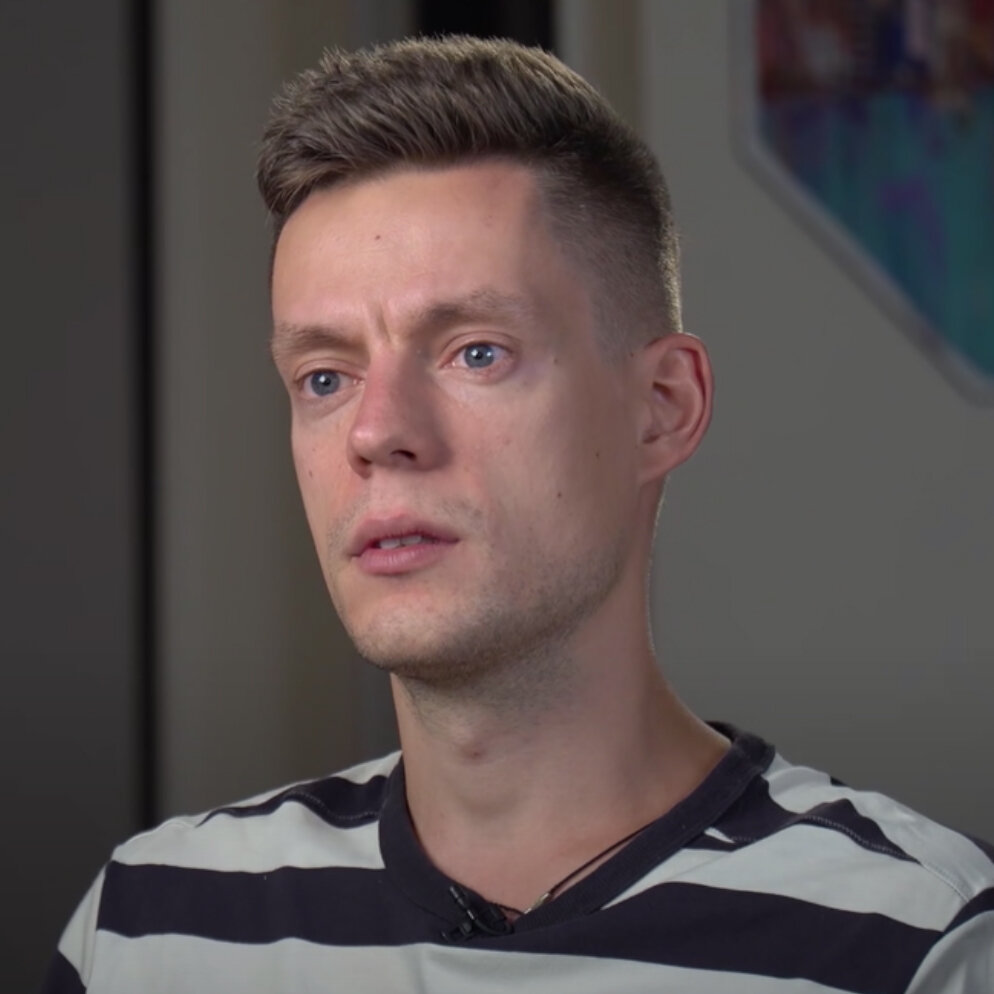 Юра в момент, когда узнает, что можно вот так взять и купить акцию гугла