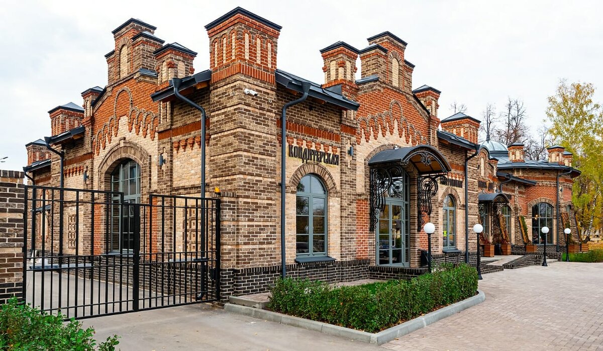 Тулиновъ рабочий поселок рамонь. Тулинов дом воронеж. Тулинов дача рамонь. Ресторан тулинов дом рамонь. Ресторан тулинов рамонь воронеж.