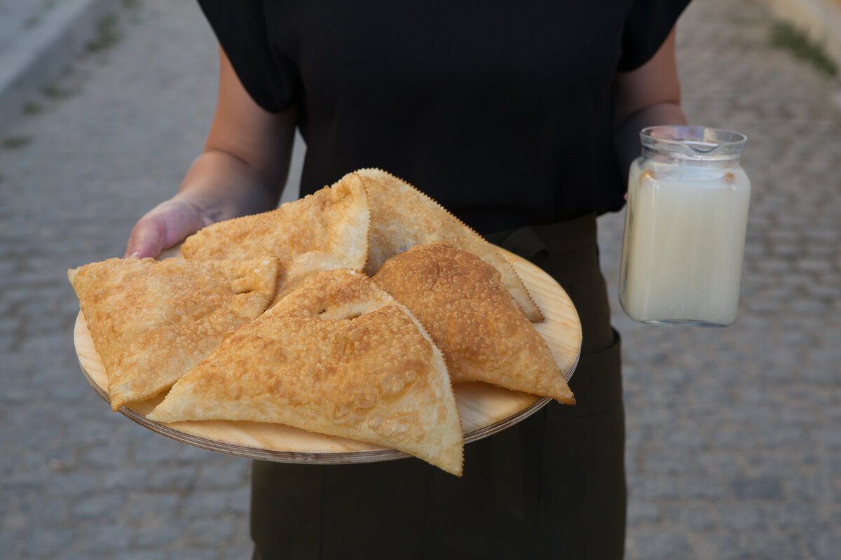 Чебуреки / Фото: Федеральный проект «Гастрономическая карта России» 