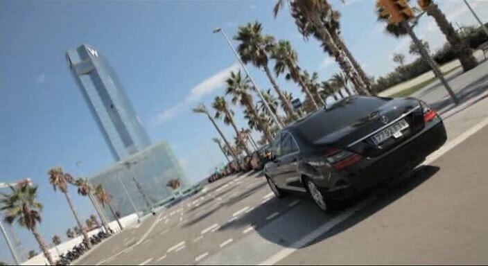 Алан Бадоев с золотой картой в Барселоне