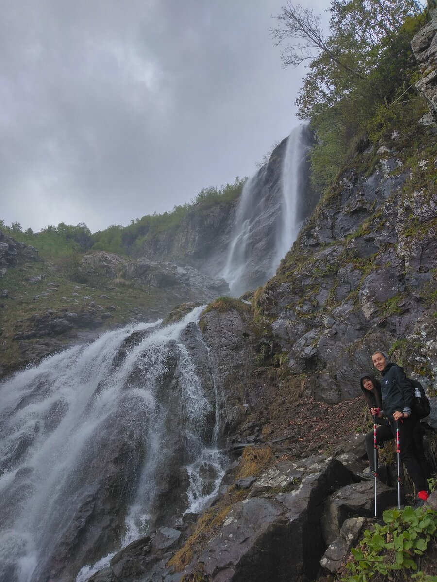 Поликаря водопад красная