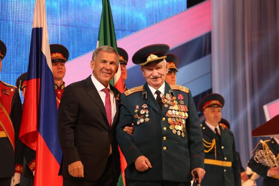 (Фотография: пресс-служба Президента РТ)