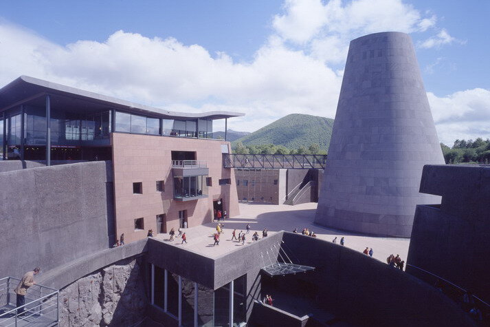 Vulkania. France (2002г.) Фото: hollein.com