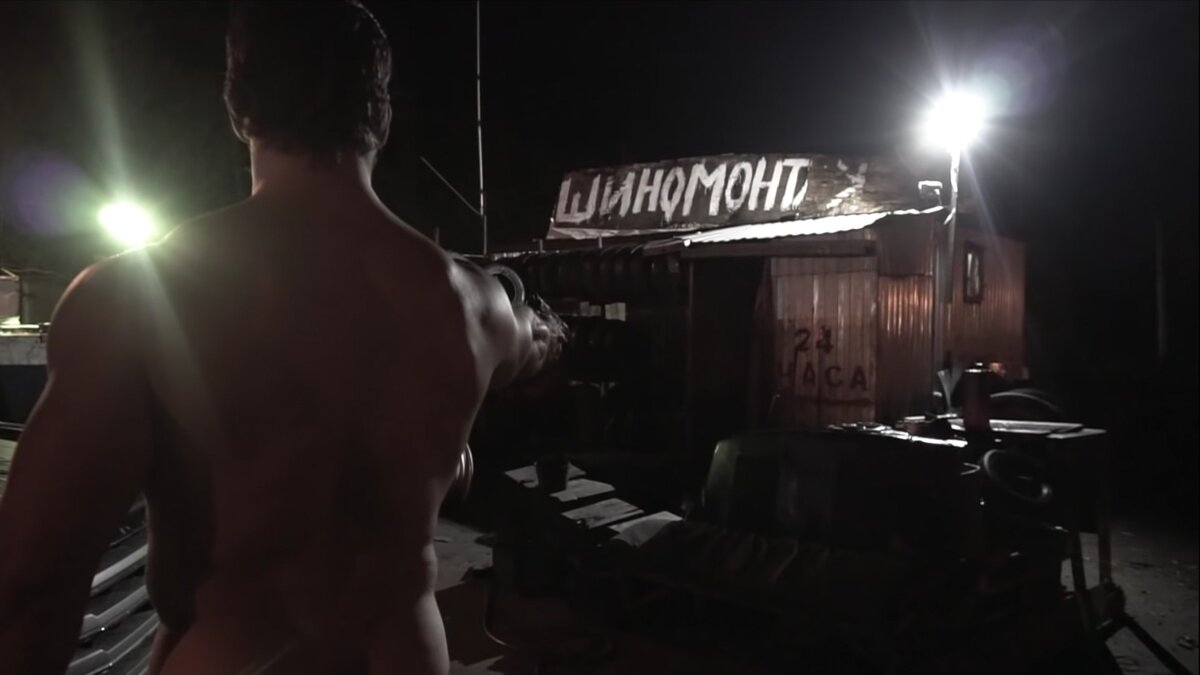 Кадры из фильма "Klokonator", по мотивам к/ф "Терминатор". 8-я серия проекта "Невыходные". 