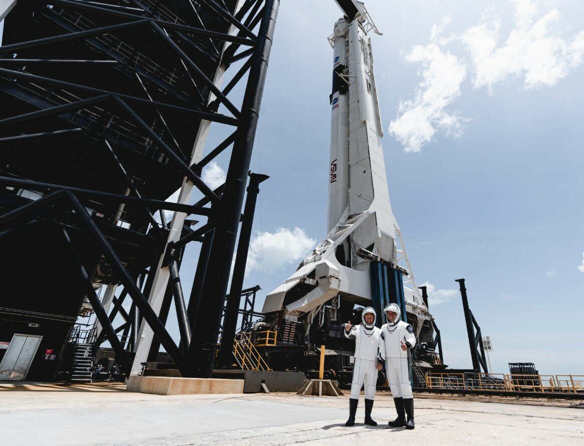 Фото, сделанное за 15 минут до запуска ракеты