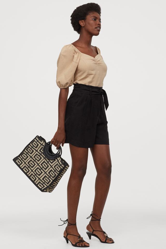 H&M, 1600₽