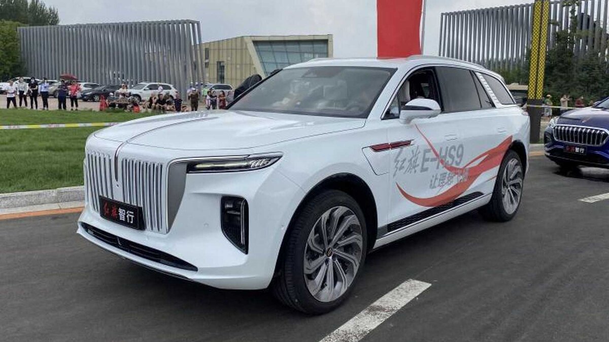 Hongqi E-HS9. Листай дальше >>>
