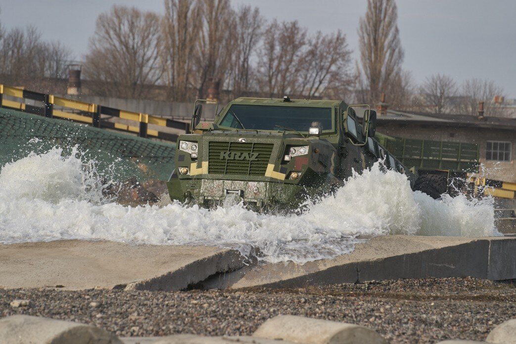 Краз-256б самосвал. Толя быков красноярск. Евгений курьянов красноярск. Краз-6322 раптор. Урал 43206.