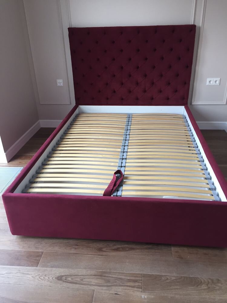 Изголовье кровати в технике капитоне