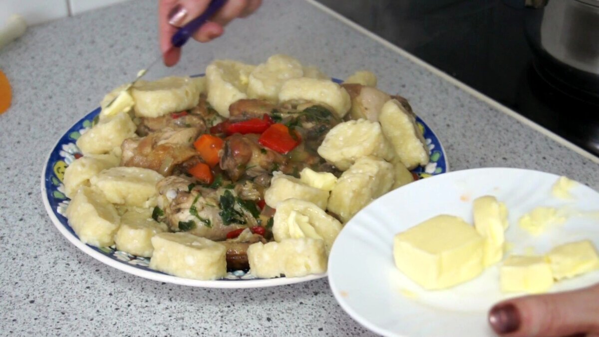 Классика украинской кухни: рецепт нежнейших картофельных творожных галушек