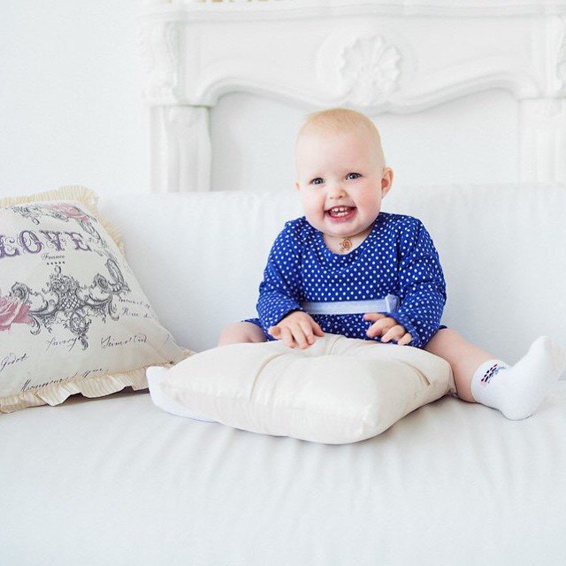 Проводил фотосессию ребеночка)))