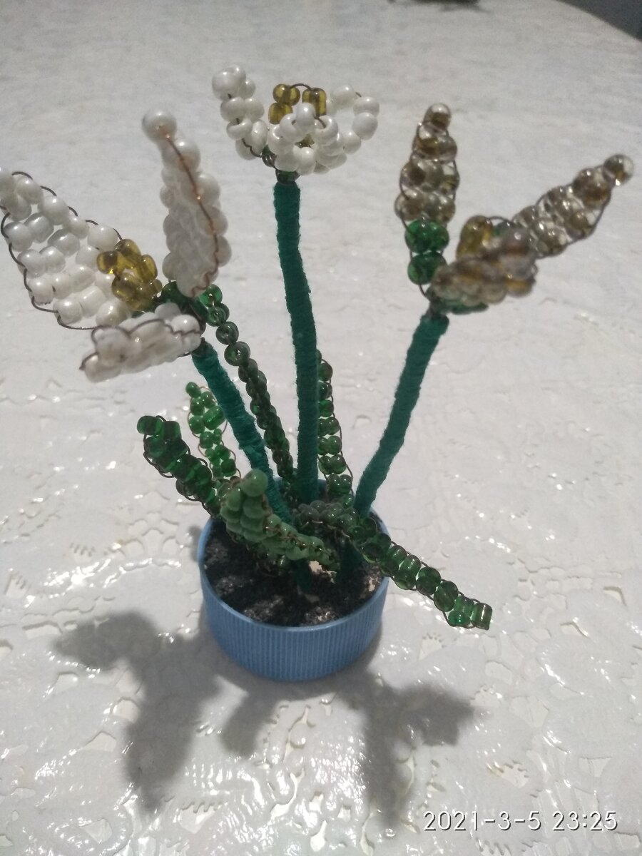 "Подснежники для мамы" руками дочки.