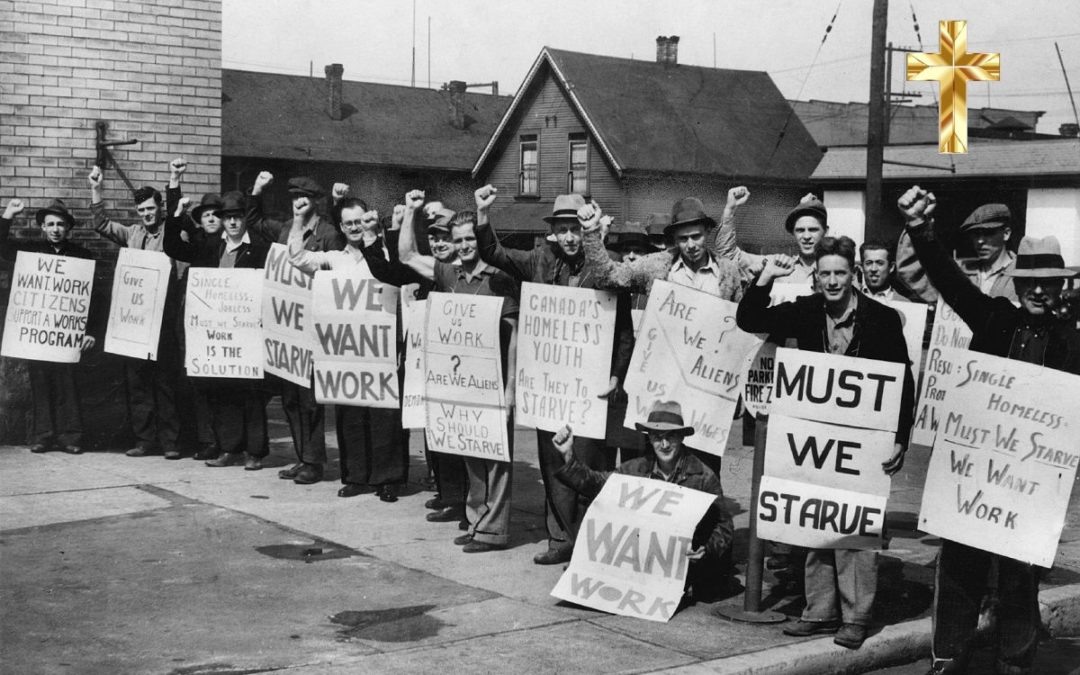 Люди не покупали ничего лишнего. Только еда и только самое необходимое. Деньги перестали циркулировать в экономике и первым принял удар банковский сектор. За ним промышленность, за ним сельское хозяйство. Ведь если никто ничего не покупает, то нечем платить работнику зарплату. Таким образом золотой стандарт просто задушил экономику за считанные годы. Апогеем стал всемирно известный кризис, который в последствии был назван как "Великая депрессия". 