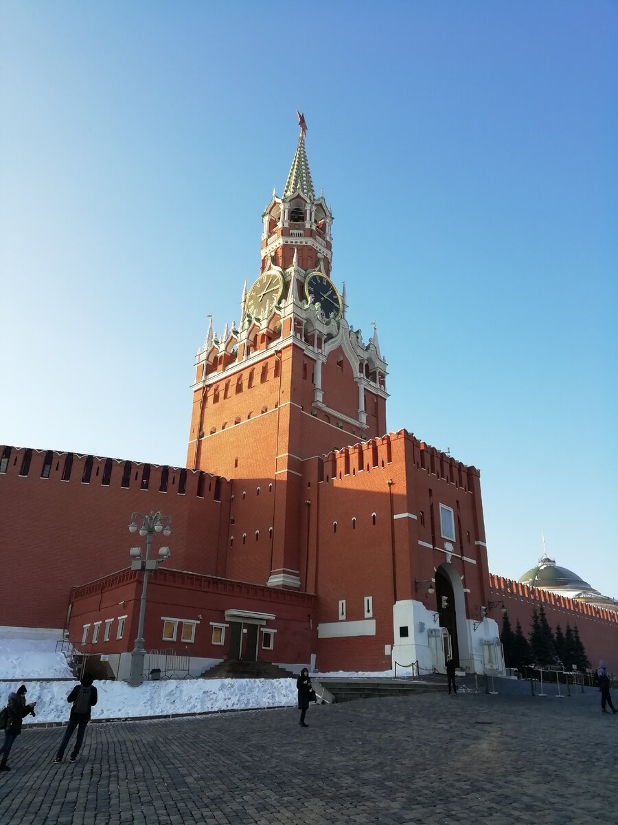 Что расположено в Спасской башне Кремля кроме Курантов? Вход открыт для  всех желающих! | Не сиди дома | Дзен