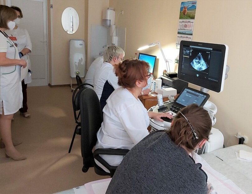 В Твери врачи центра им. А.Н. Бакулева провели прием пациентов