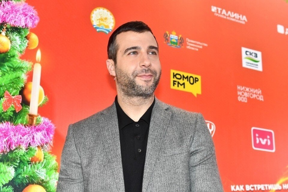     Телеведущий Иван Ургант Иван МАКЕЕВ