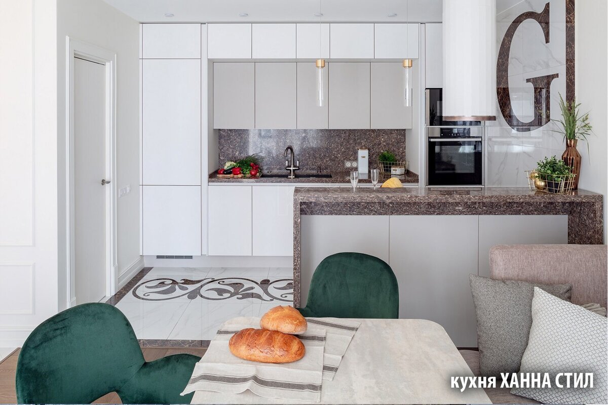 За белыми кухнями ухаживать легче, чем за тёмными