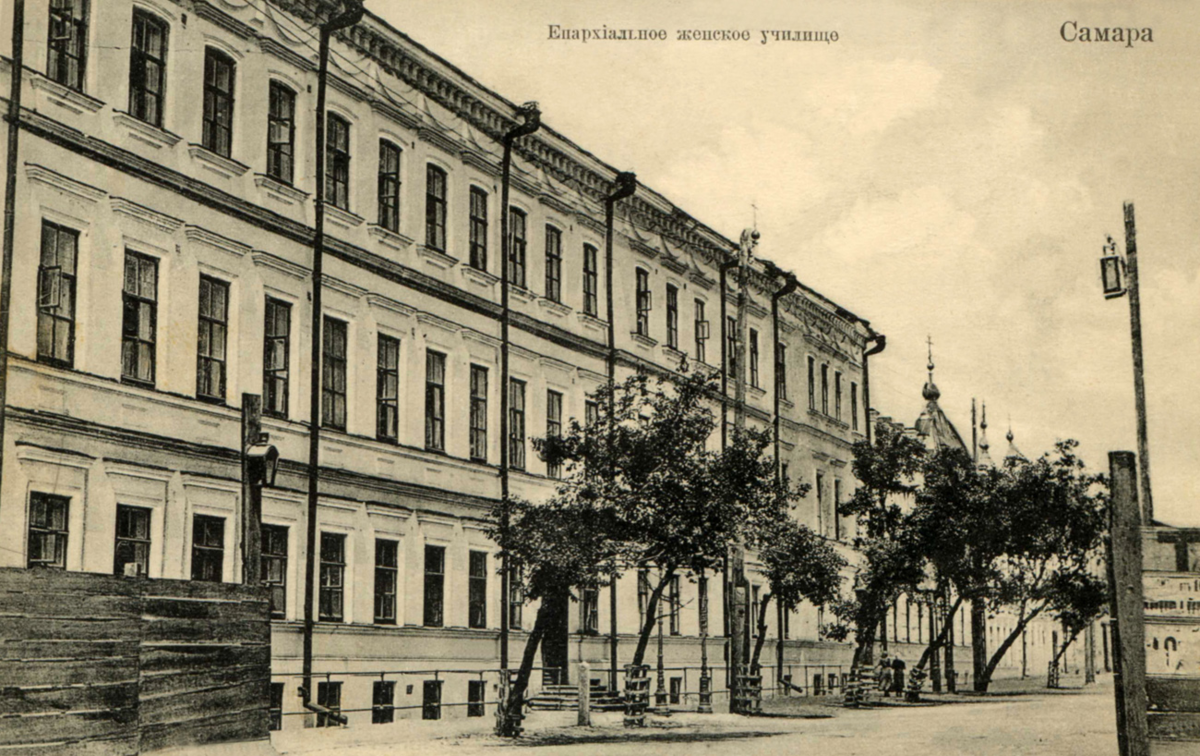 Здание реального училища самара. Училища самары. Училища самары. Самарское реальное училище и алексей толстой. Здание реального училища самара.