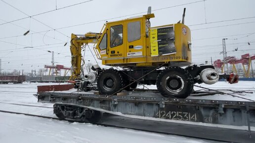 Погрузчик-экскаватор GEISMAR KGT-4RS на комбинированном ходу