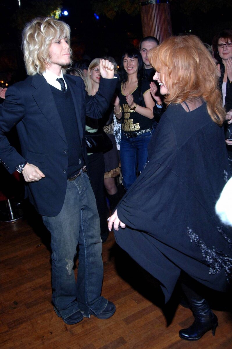    Сергей Зверев был очень близким другом Аллы ПугачевойPersonaStars