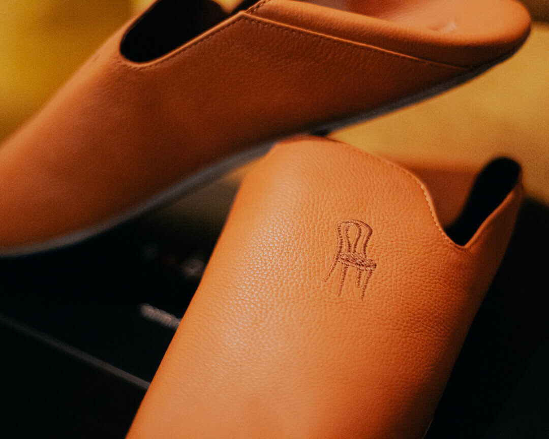    Реплика тапочек Маяковского от Кабаре ШУМ и RXBShoes, 14 500 руб. Фото: Анастасия Куприянова