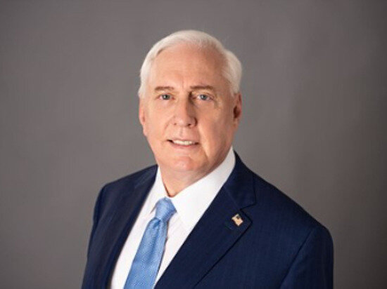     фото: Дуглас Макгрегор. источник: википедия