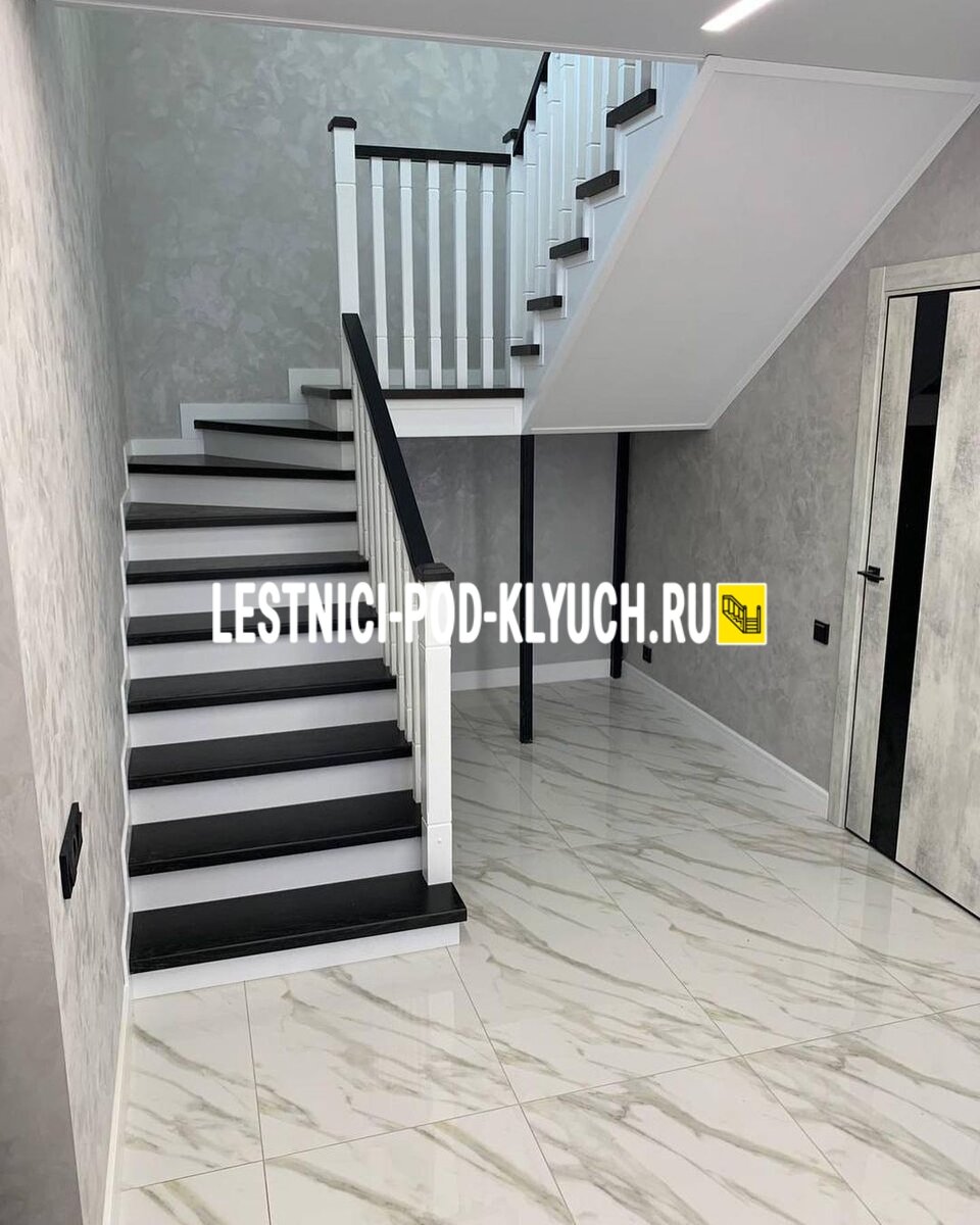 Принимаем звонки: пн-вс с 8:00 до 21:00 (+7 499 490-72-90). Электронная почта: info@lestnici-pod-klyuch.ru 