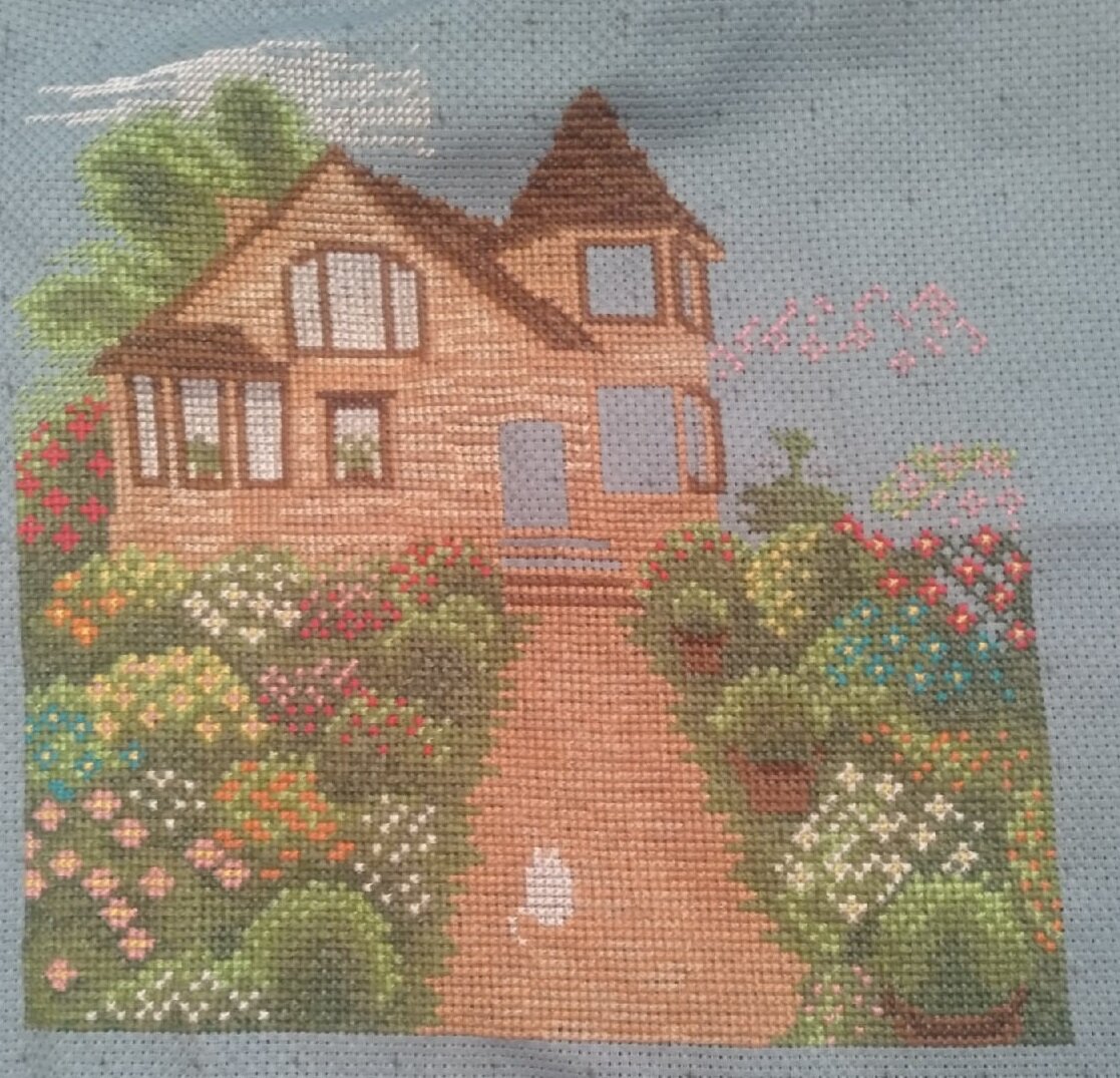 Вышивка для улучшения жилищных условий ))) в процессе работы