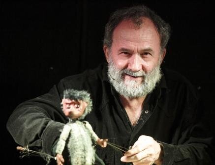 Владимир Захаров, создатель театра живых кукол "2+ КУ".