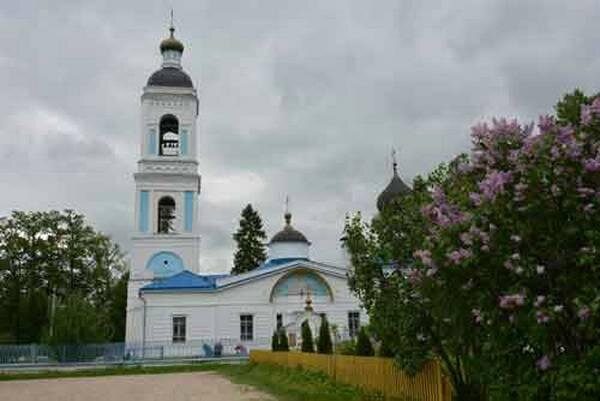 Владимирская церковь в Маврино фото взято с сайта esliustal.ru