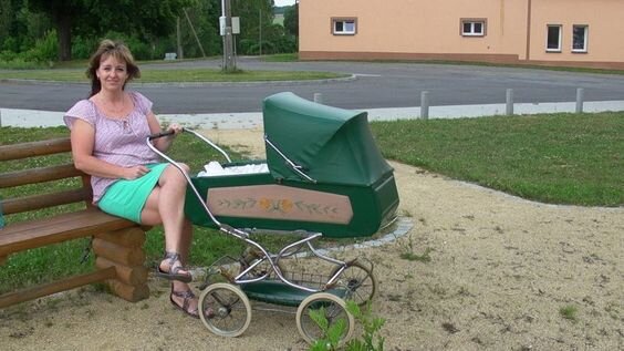 Просто мама. А не яжемать