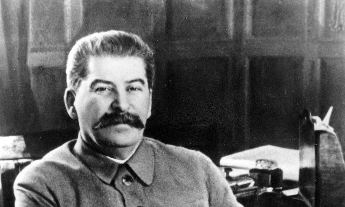 Если сейчас задаться вопросом, кто из советских лидеров вызывает наибольшие споры, то безусловным первым номером будет Иосиф Сталин, чью деятельность до сих пор никто так и не смог оценить, описать максимально объективно.