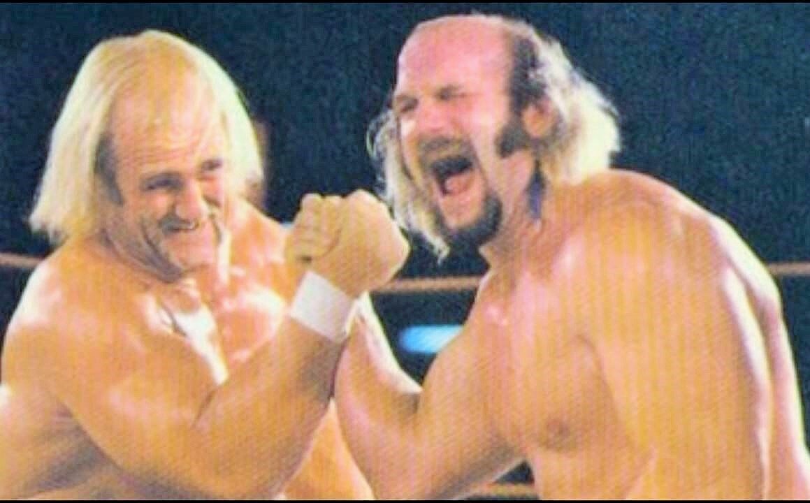 ...где он продемонстрировал еще и нешуточную деловую хватку...