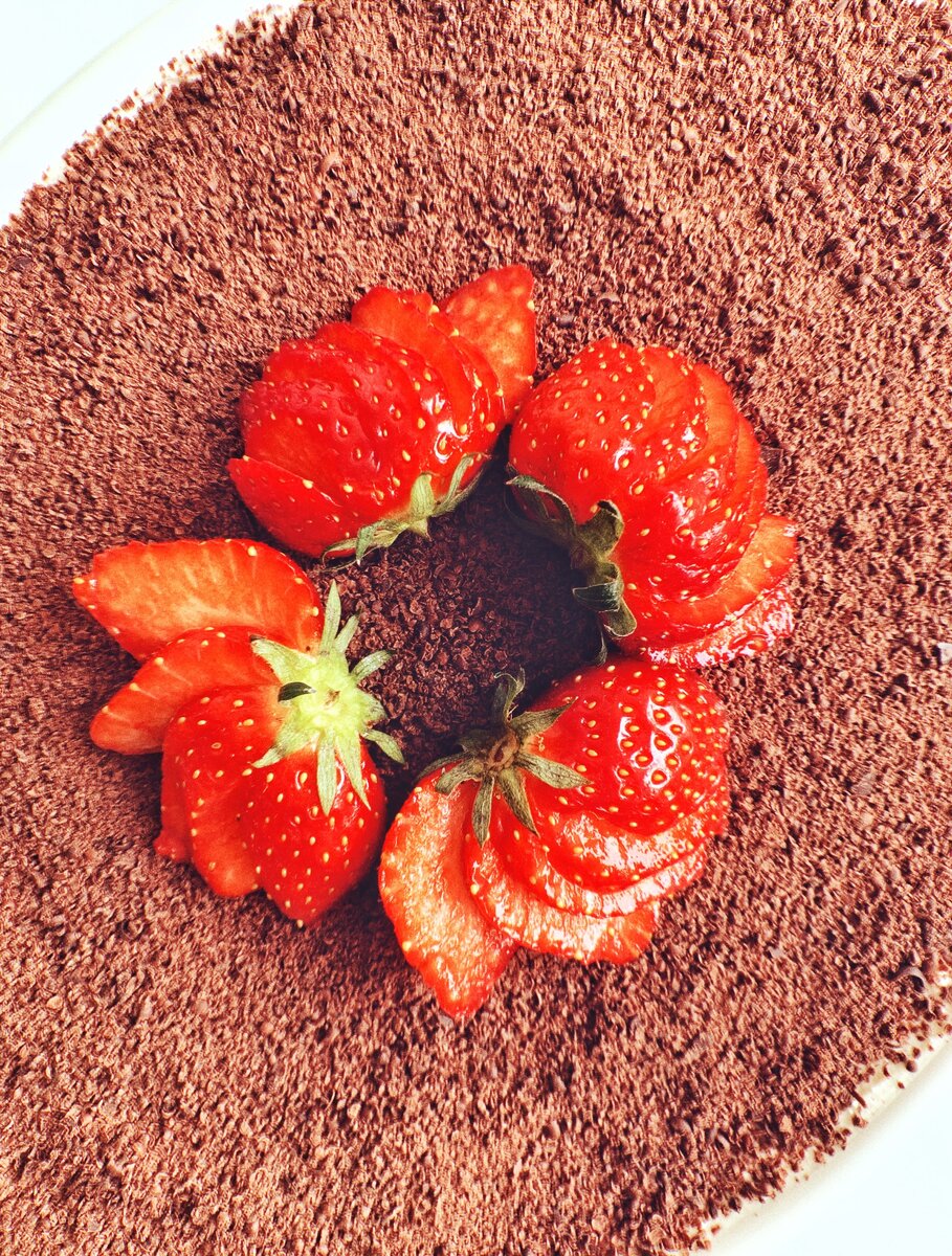 Вкус этого десерта вас приятно удивит.