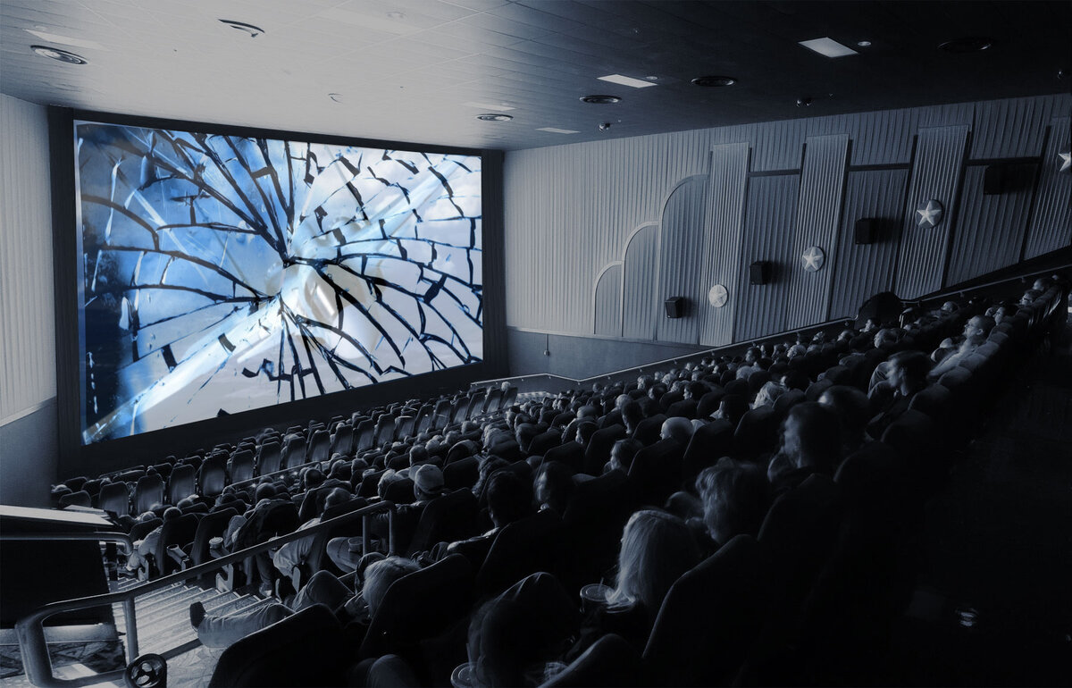 словно зеркальную поверхность разбиваю вдребезги