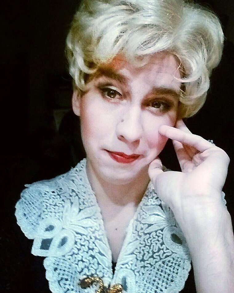 Худрук театра подсказал этот характерный жест Татьяны Дорониной