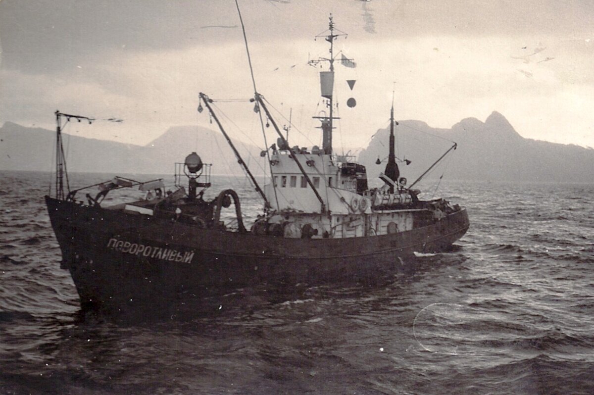 РС-300 в море